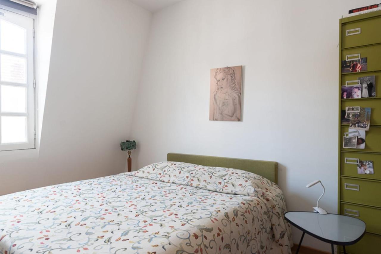 Spacious Cocoon In The Marais Paris Exterior foto